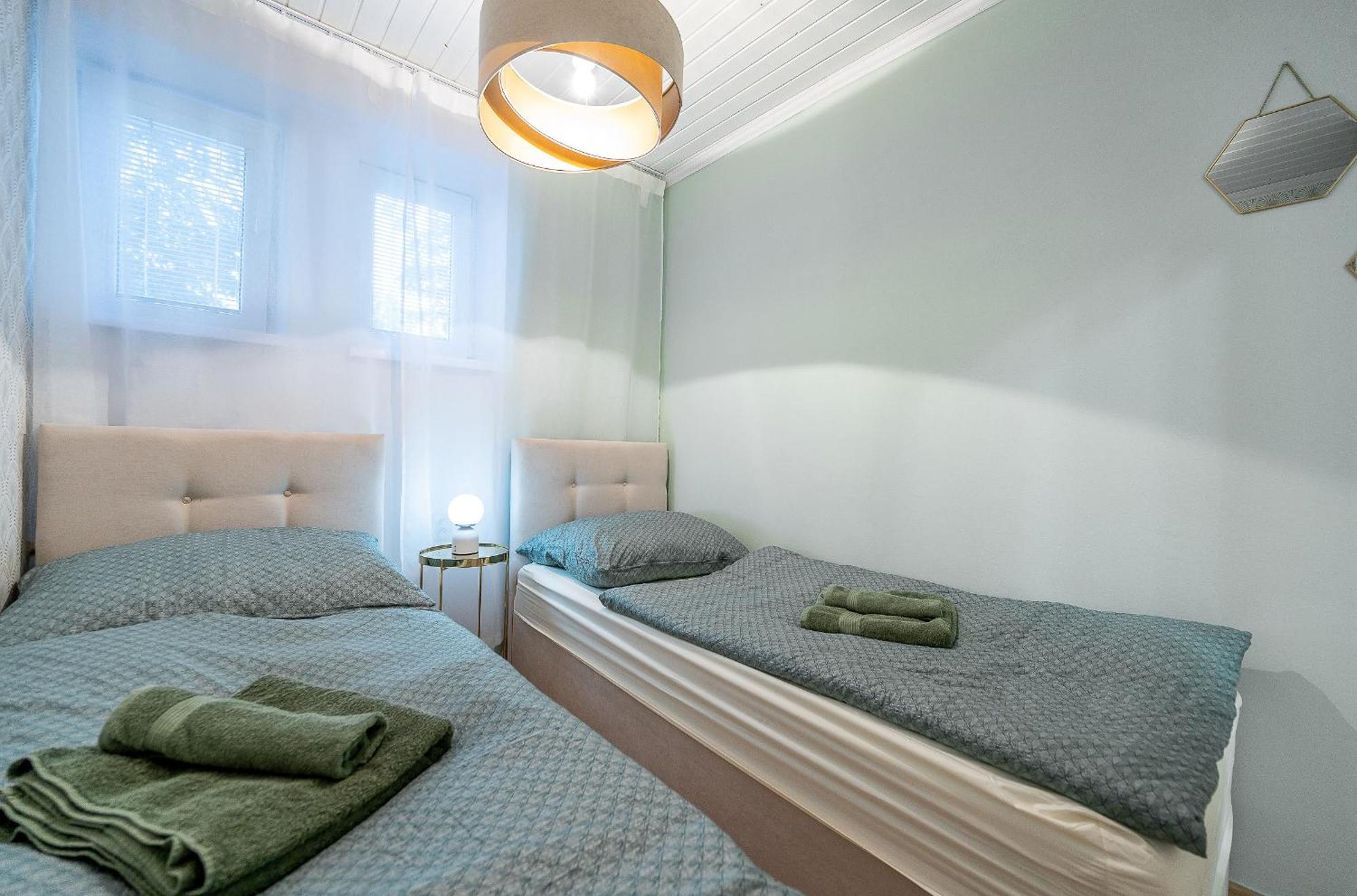 Luxusny Apartman Pri Nemocnici โกชิเซ ภายนอก รูปภาพ