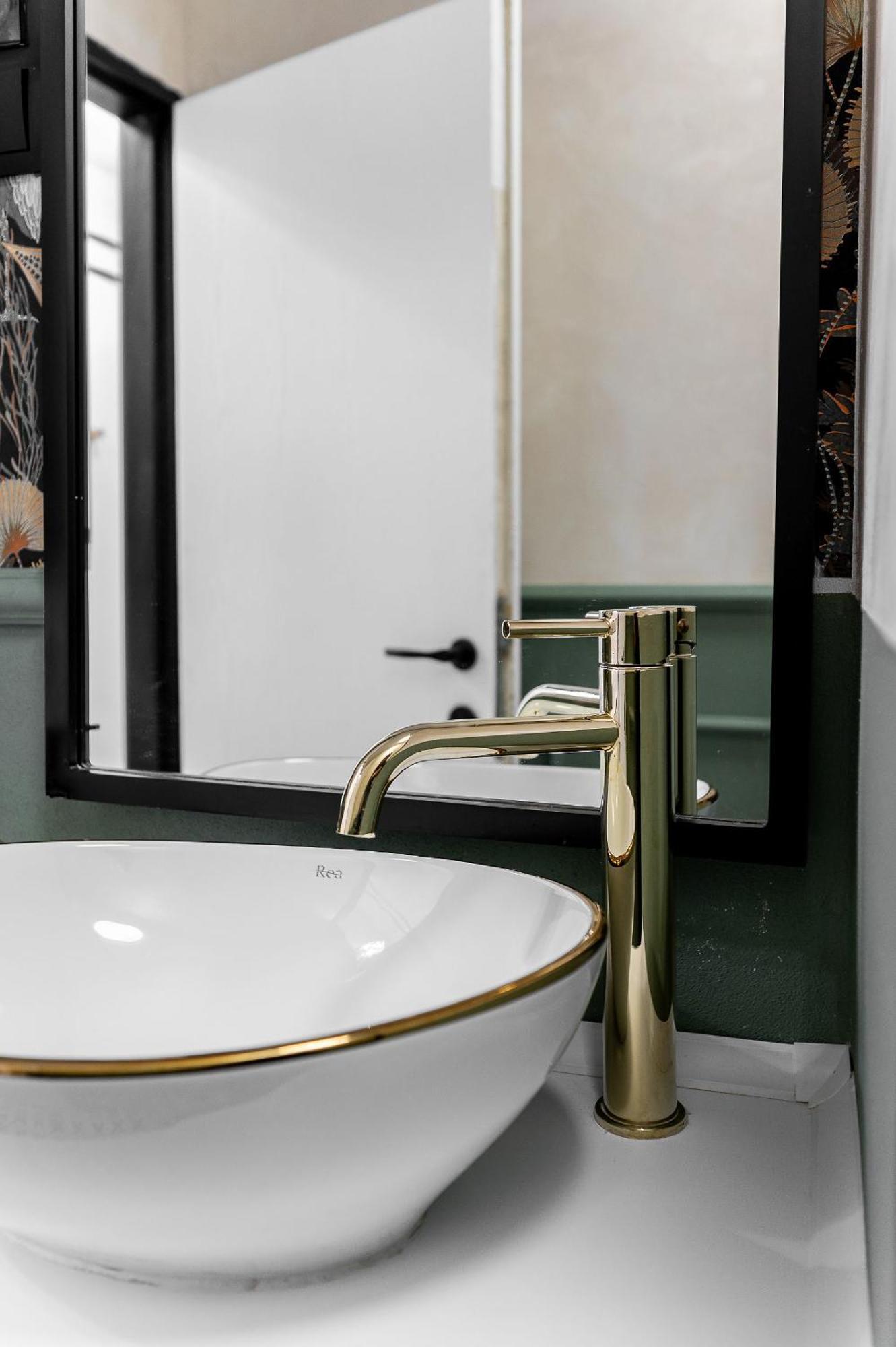 Luxusny Apartman Pri Nemocnici โกชิเซ ภายนอก รูปภาพ